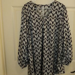 Melissa McCarthy Seven7 Crane Bird Top